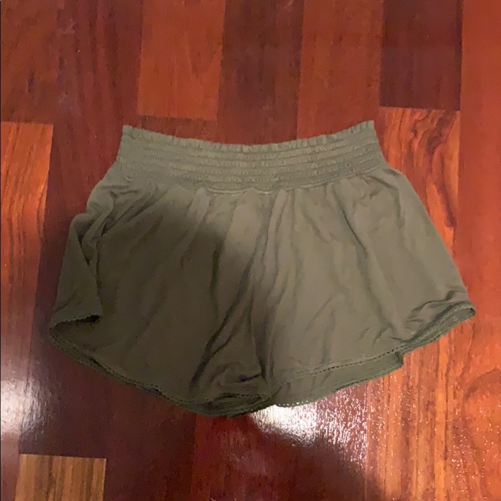 Girls flowy shorts
